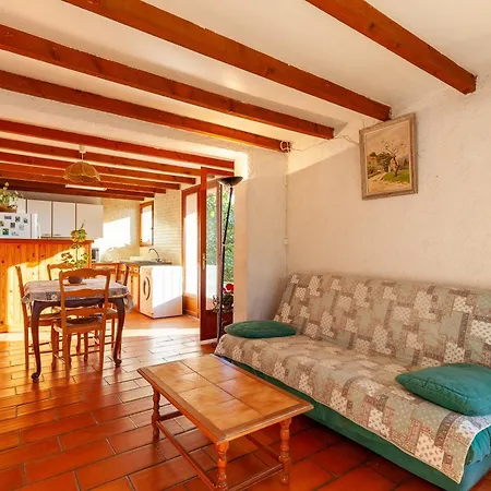 Ukika Apartment *
