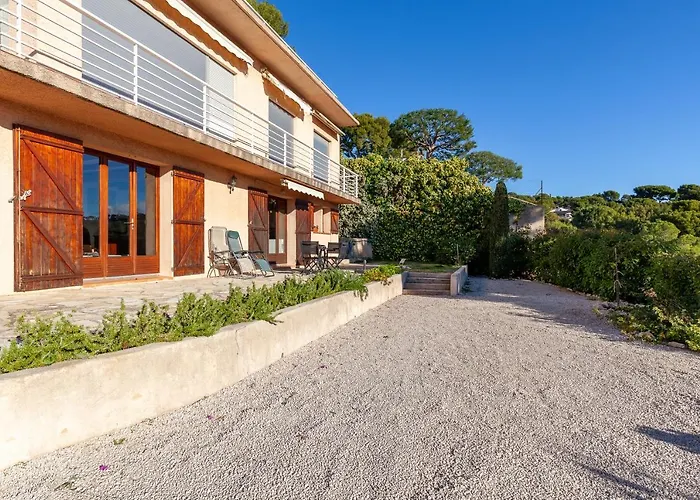 Ukika Apartman