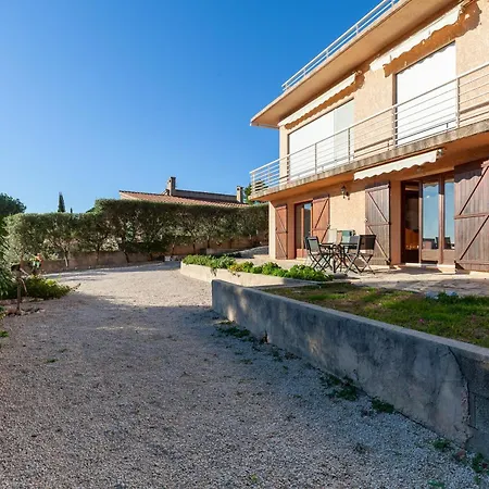 Ukika * Cassis